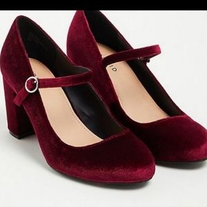 Torrid Velvet Burgundy Mary Jane Pump 9.5